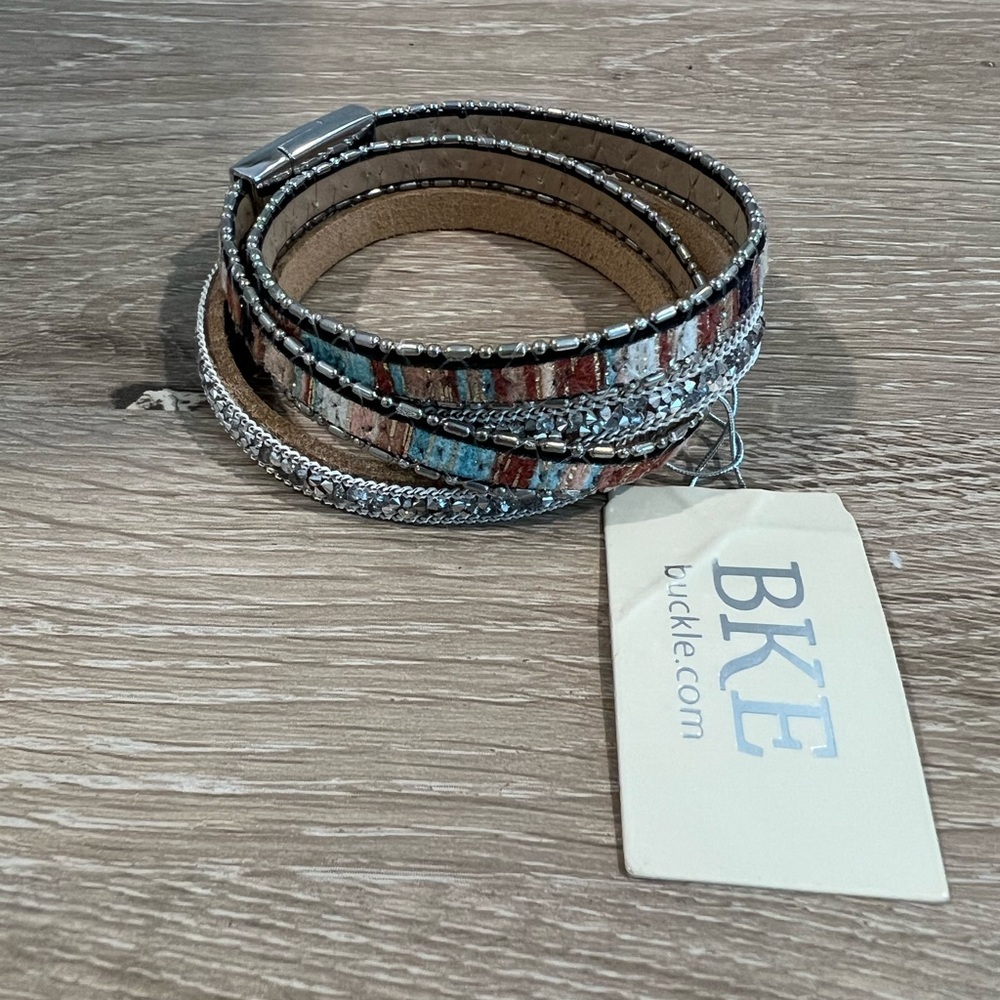BKE buckle wrap bracelet
